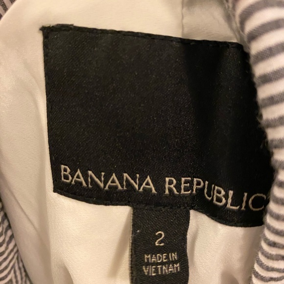 Banana Republic Stripe Blazer - Picture 5 of 5